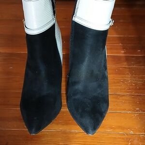 Cute Black and White ankle boot EU Size36 fits 5.5-6